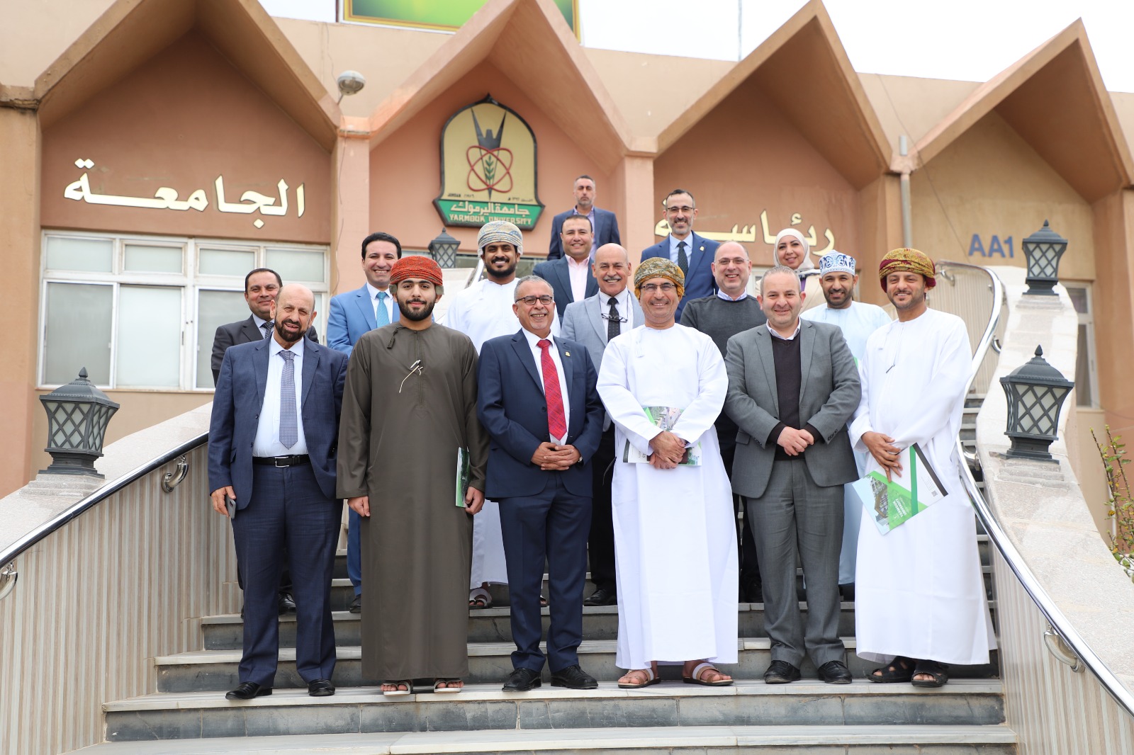 A Delegation from a Group of University Services Offices in the Sultanate of Oman Visits Yarmouk