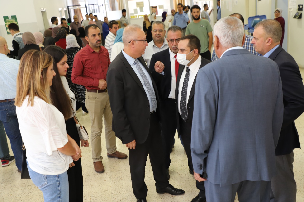 53912f5c 17d7 4d94 92d5 aefdecd3ece7