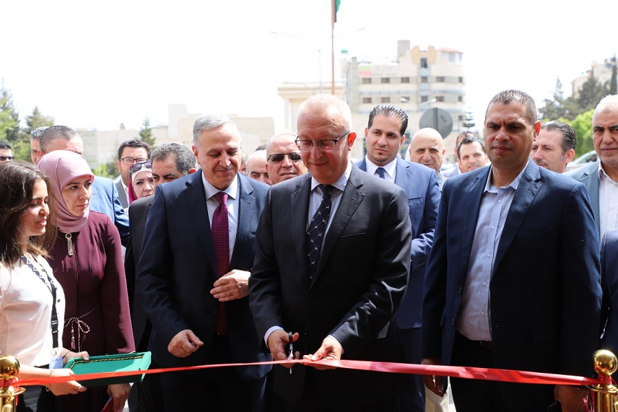 53a718a5 a52c 4e1a a4e6 86b02d6b88f6