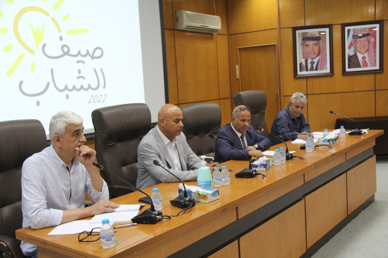 لقاءات العمادة الصورة الرئيسية